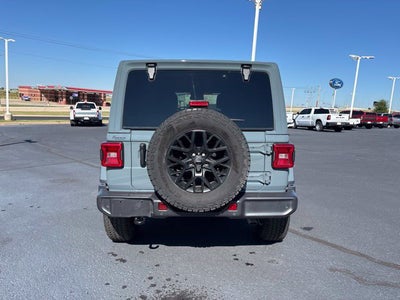 2024 Jeep Wrangler Sahara