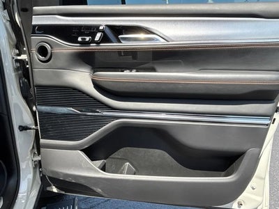 2022 Jeep Grand Wagoneer Series III