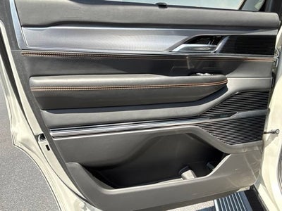 2022 Jeep Grand Wagoneer Series III