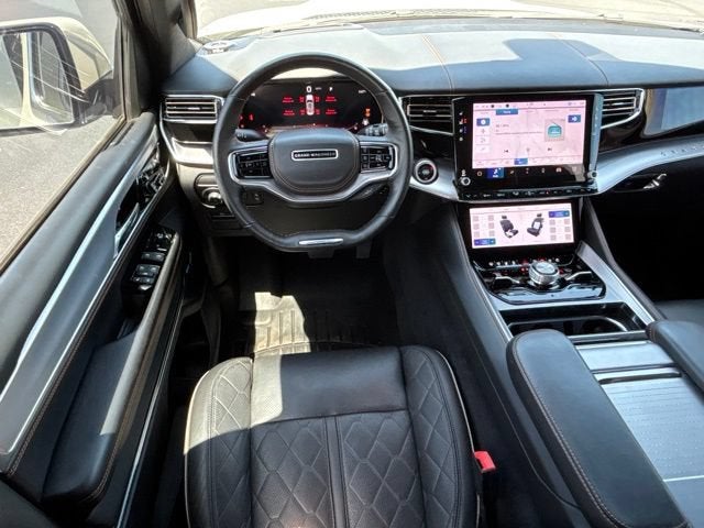 2022 Jeep Grand Wagoneer Series III