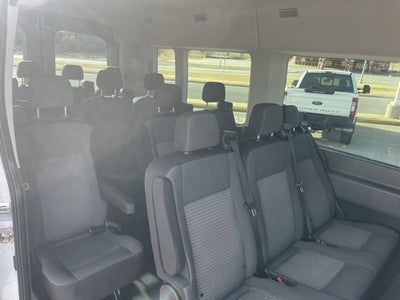 2022 Ford Transit Passenger Wagon XLT