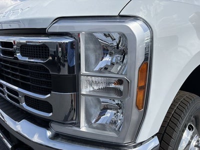 2026 Ford Super Duty F-350 DRW NEW