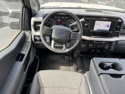 2026 Ford Super Duty F-350 DRW NEW
