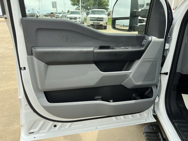 2025 Ford Super Duty F-350 DRW NEW