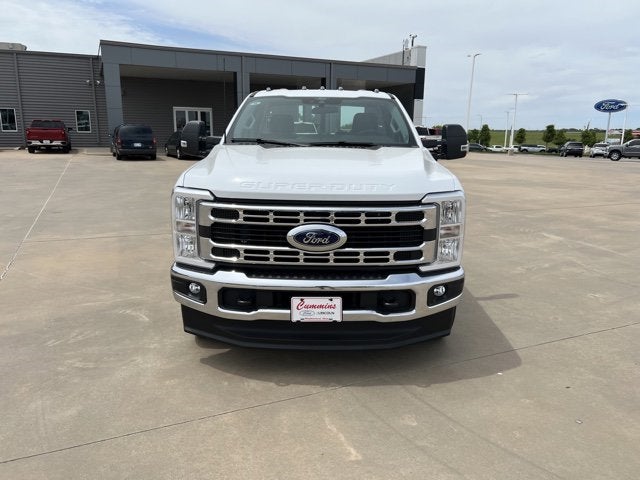 2025 Ford Super Duty F-350 DRW NEW