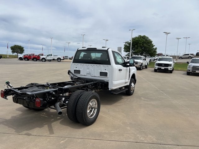 2025 Ford Super Duty F-350 DRW NEW