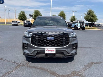 2025 Ford Explorer ST-Line
