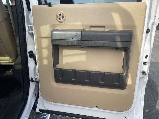 2011 Ford Super Duty F-250 SRW Lariat