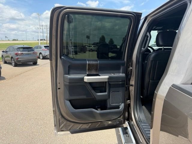 2022 Ford Super Duty F-250 SRW LARIAT