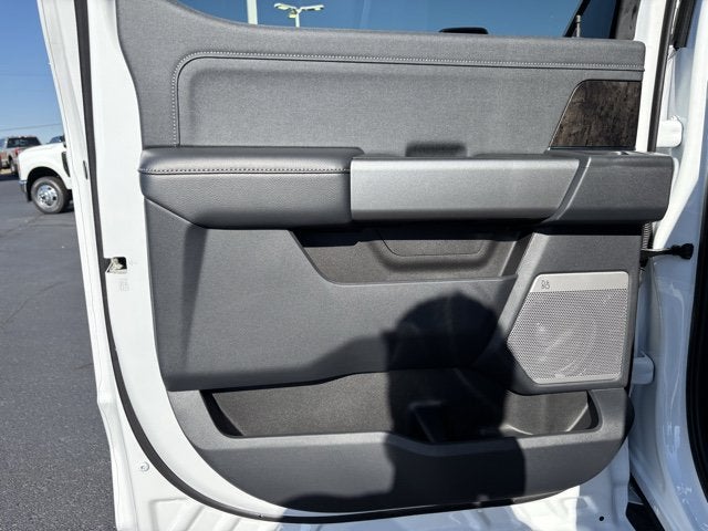 2027 Ford Super Duty F-250 SRW LARIAT