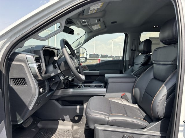 2026 Ford Super Duty F-350 DRW LARIAT