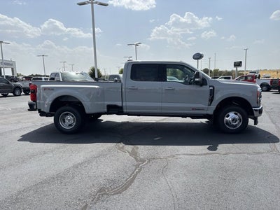 2026 Ford Super Duty F-350 DRW LARIAT