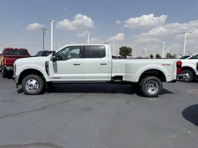 2026 Ford Super Duty F-350 DRW LARIAT