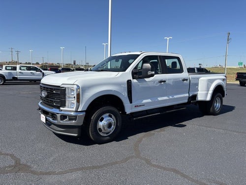 2027 Ford Super Duty F-350 DRW XL
