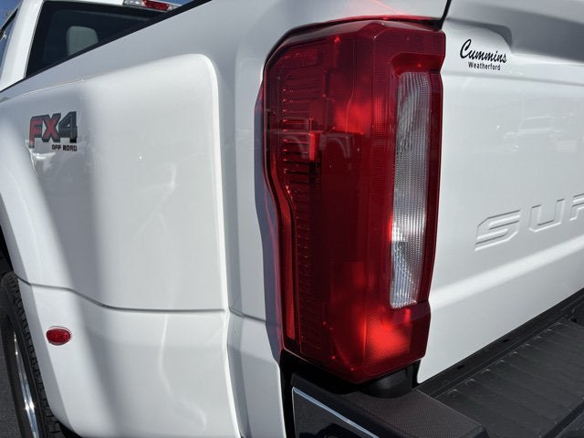 2027 Ford Super Duty F-350 DRW XL