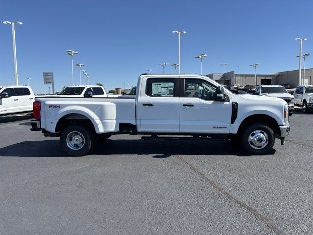 2027 Ford Super Duty F-350 DRW XL