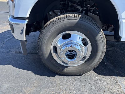 2027 Ford Super Duty F-350 DRW NEW