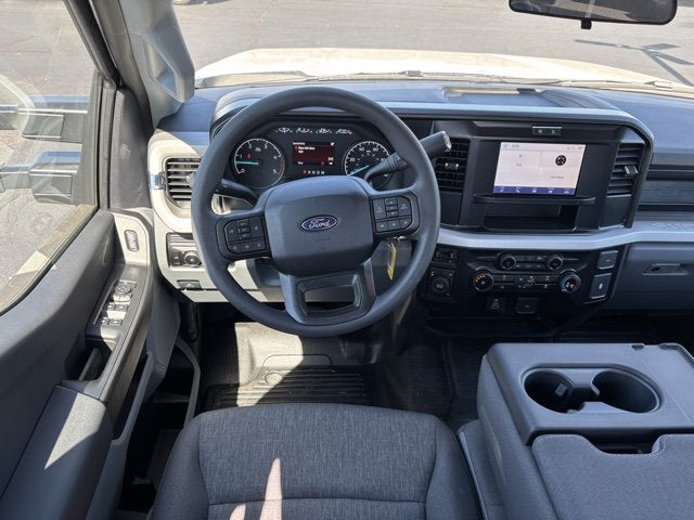 2027 Ford Super Duty F-350 DRW NEW