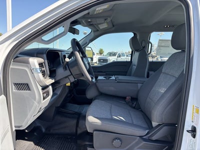 2027 Ford Super Duty F-350 DRW NEW