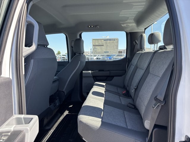2027 Ford Super Duty F-350 DRW NEW