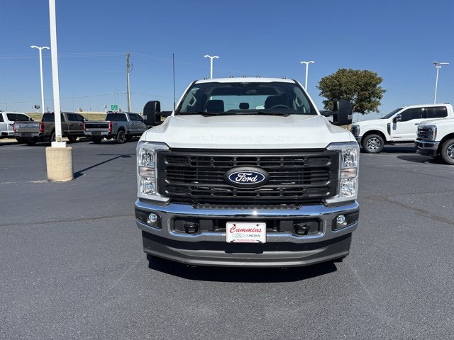 2027 Ford Super Duty F-350 DRW NEW