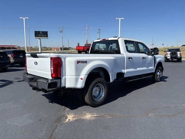 2027 Ford Super Duty F-350 DRW NEW