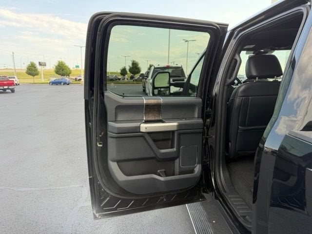 2022 Ford Super Duty F-350 DRW LARIAT