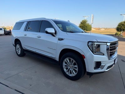 2022 GMC Yukon XL SLT