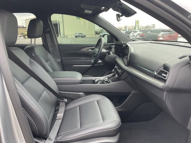 2025 Chevrolet Traverse FWD LT