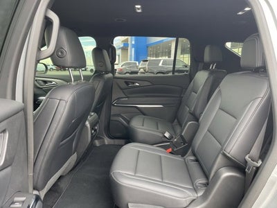 2025 Chevrolet Traverse FWD LT