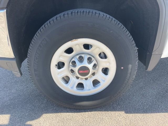 2022 GMC Sierra 2500HD Pro