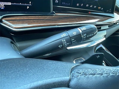 2023 Cadillac Escalade ESV 4WD Premium Luxury