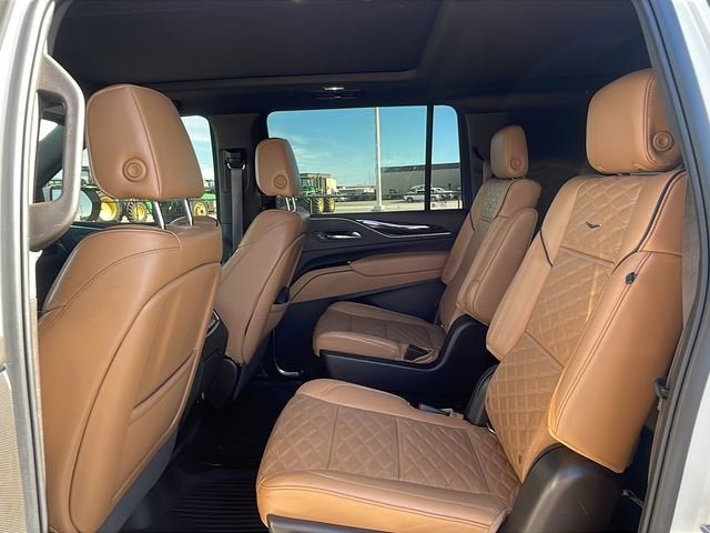 2022 Cadillac Escalade ESV Premium Luxury