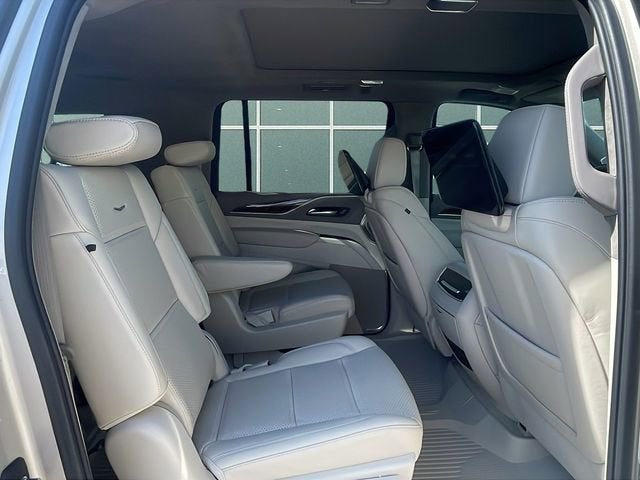 2024 Cadillac Escalade ESV 4WD Premium Luxury Platinum