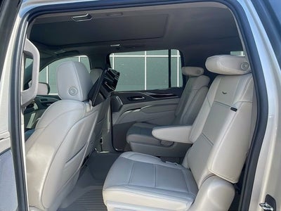 2024 Cadillac Escalade ESV 4WD Premium Luxury Platinum