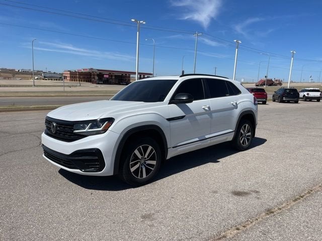 2022 Volkswagen Atlas Cross Sport 2.0T SEL R-Line Black