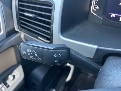 2022 Volkswagen Atlas Cross Sport 2.0T SEL R-Line Black