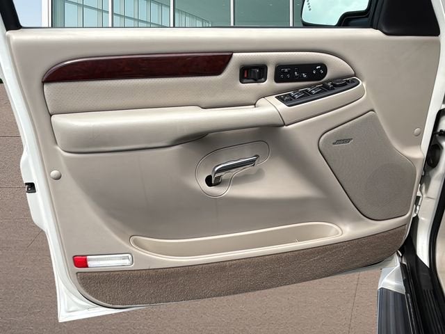 2005 Cadillac Escalade EXT Base