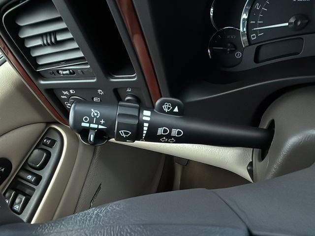 2005 Cadillac Escalade EXT Base