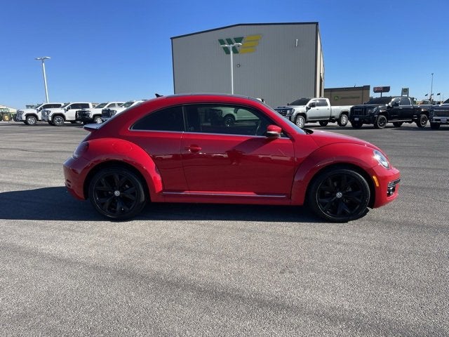 2019 Volkswagen Beetle SE