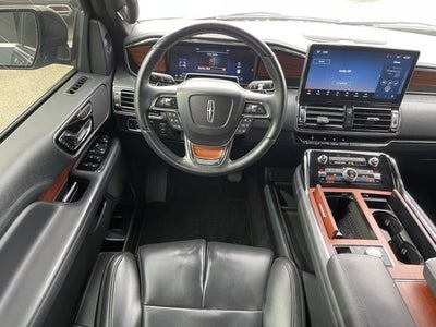 2024 Lincoln Navigator Premiere