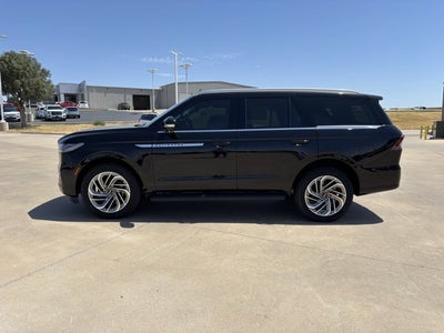 2026 Lincoln Navigator Premiere