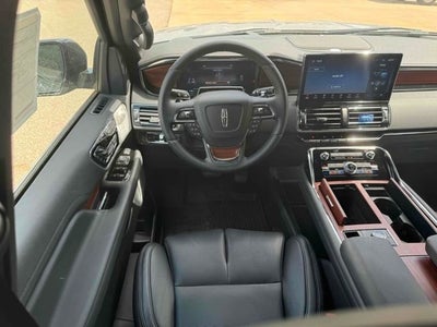 2024 Lincoln Navigator L Reserve
