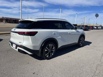 2023 INFINITI QX60 LUXE