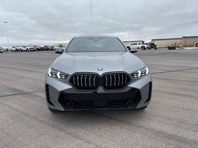2025 BMW X6 xDrive40i