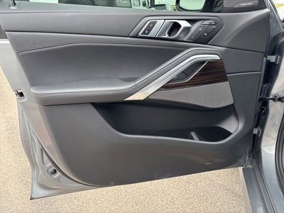 2025 BMW X6 xDrive40i