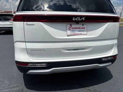 2023 Kia Carnival EX