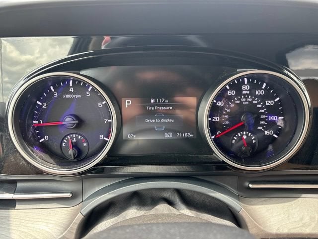 2023 Kia Carnival EX