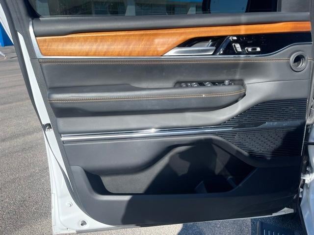 2023 Jeep Grand Wagoneer L Base