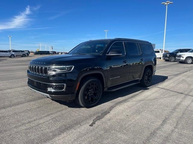 2022 Jeep Wagoneer Base